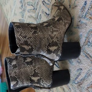 Dolce Vita snakeskin pattern block heel boots size 7.5